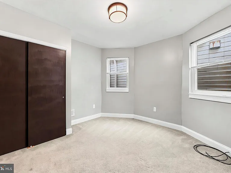 1508 Hancock St — Photo 10