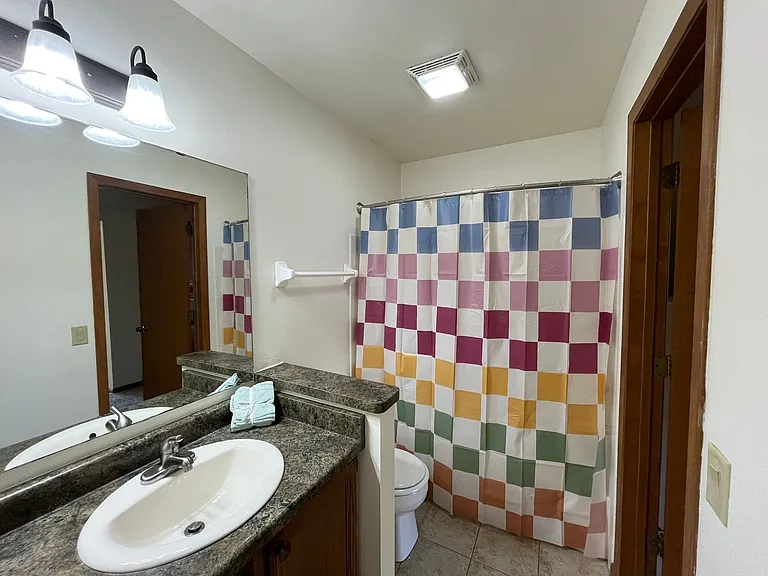 High Point Commons Apartments — Photo 70