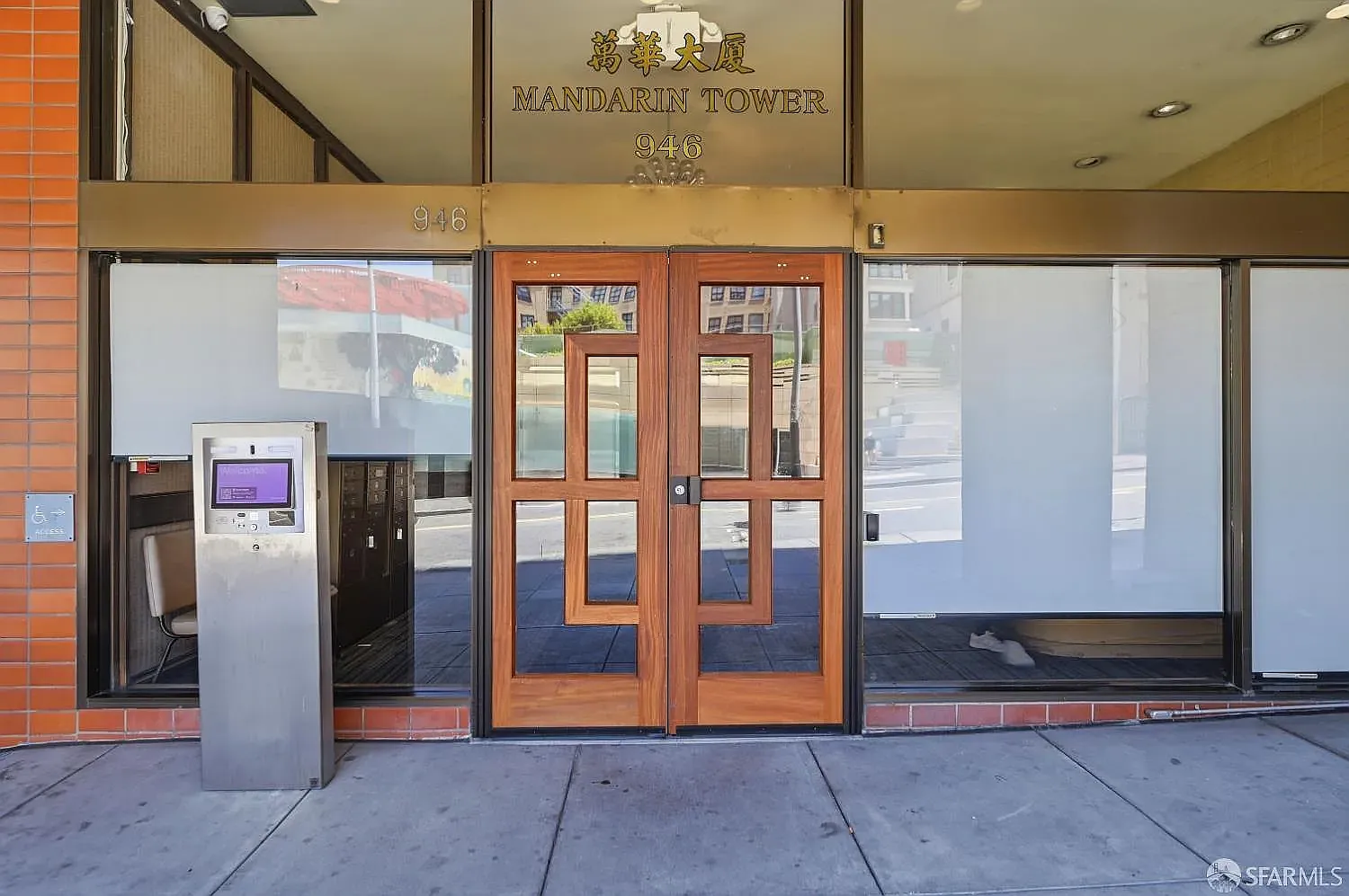 2 bed, 769 sqft, $4,250 — Photo 4