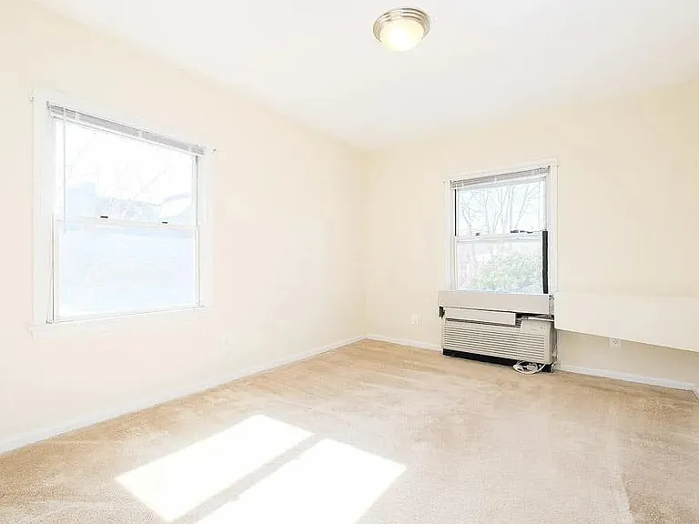 219 S Payne St #201 — Photo 9