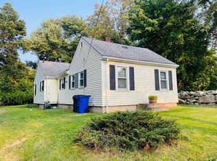 67 Willow St, Fall River, MA 02720
