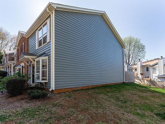 4th image of 811 Ashebrook Dr APT 106