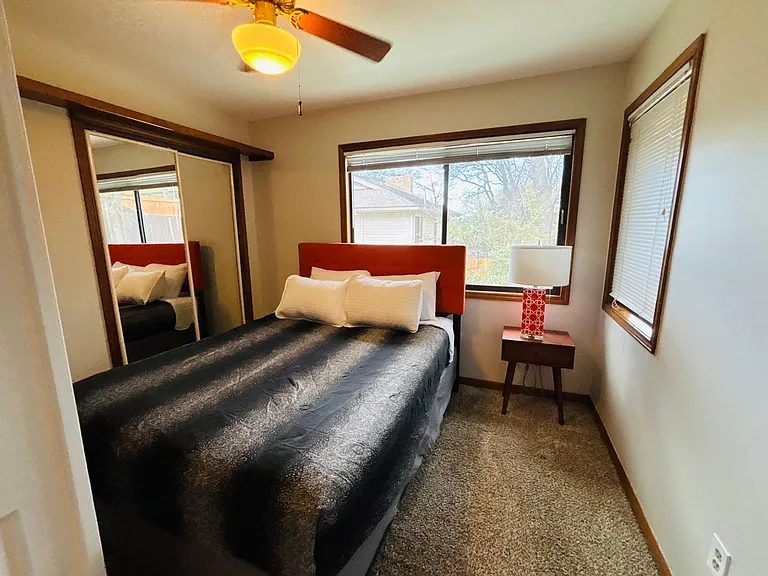 2407 Winding Hollow Ln — Photo 11