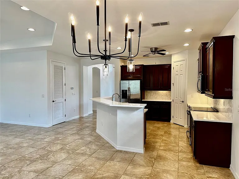 1321 Cielo Ct — Photo 12