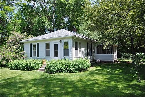 Cozy 2BR Orono home steps from Lake Minnetonka!