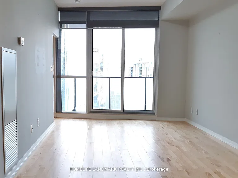 65 Bremner Blvd #4709 — Photo 11