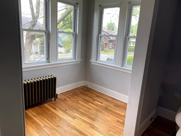 65 Ardmore St #65 — Photo 6