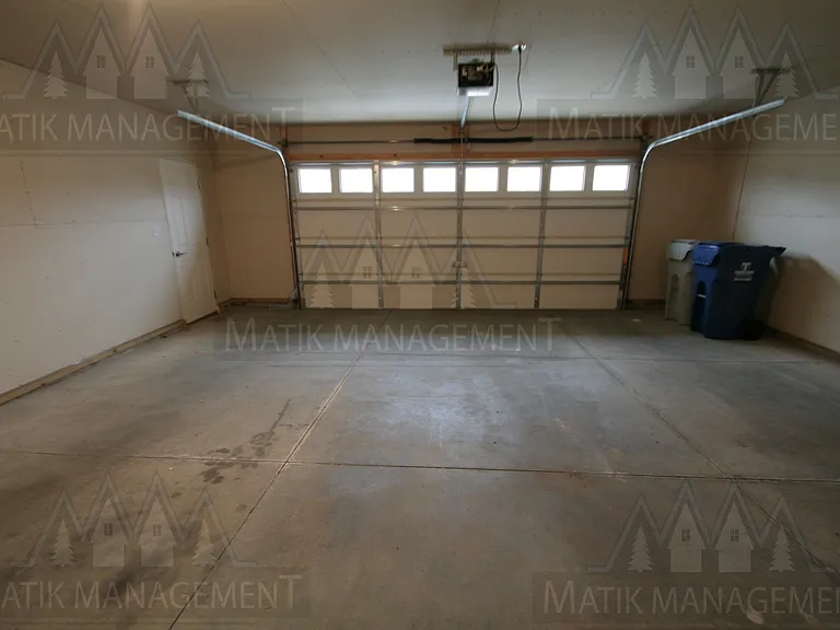 2581 Hawk Ridge Ct SE — Photo 33