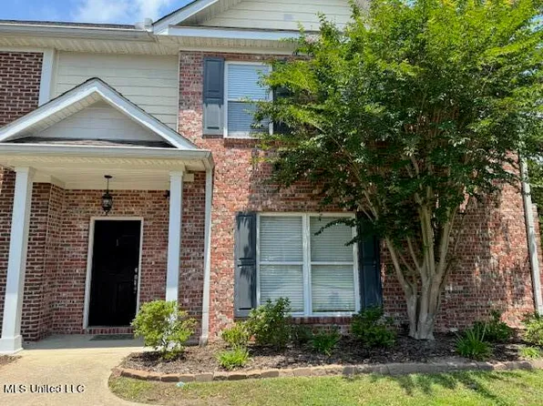 1805 Geerkin St APT 1, Pascagoula, MS 39581