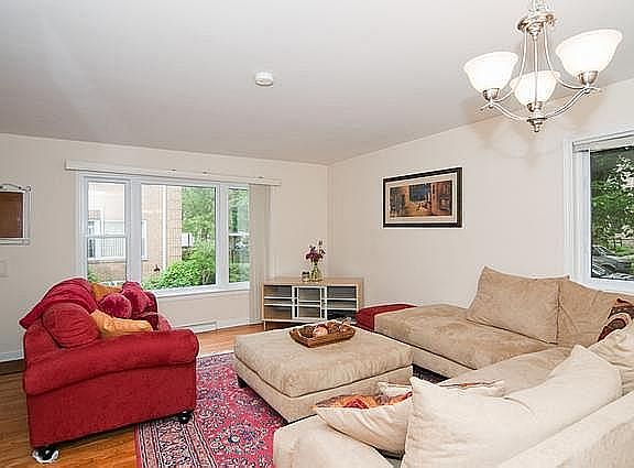 2nd image of 4624 N Paulina St
