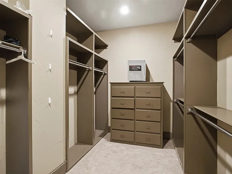 501 Samuels Ave #230 — Photo 27