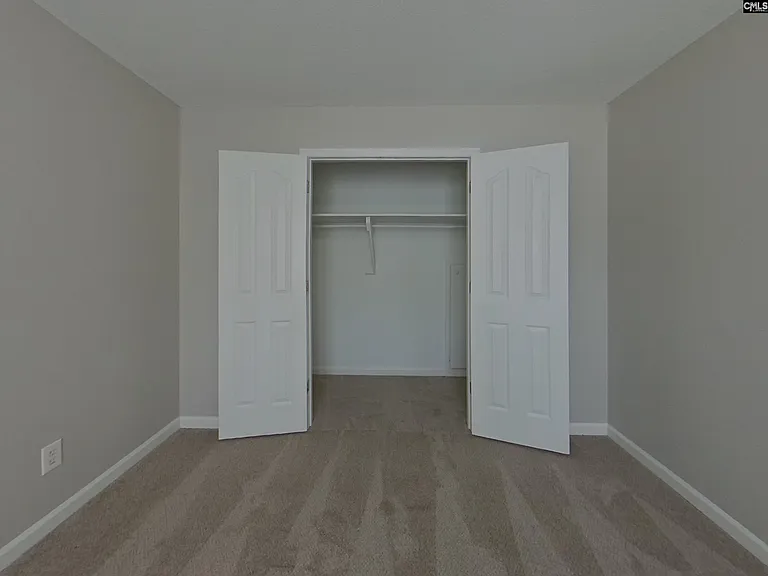 337 Montclaire Ln — Photo 12