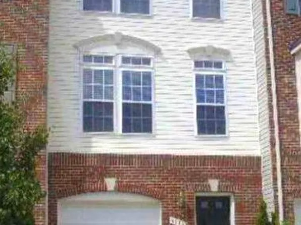4133 Cressida Pl, Woodbridge, VA 22192