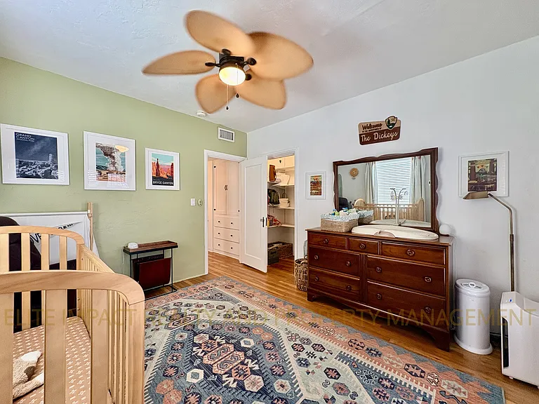 1718 E Grant Rd — Photo 20