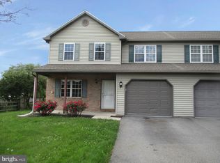 291 N View Rd, Fleetwood, PA 19522