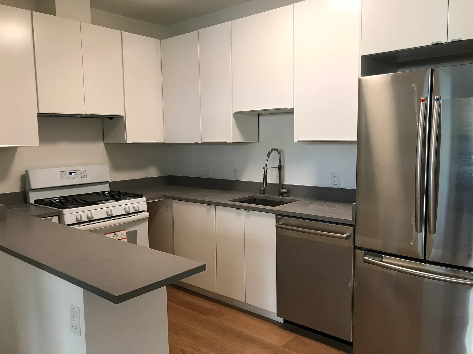 1 bed, 650 sqft, $2,275 — Photo 4