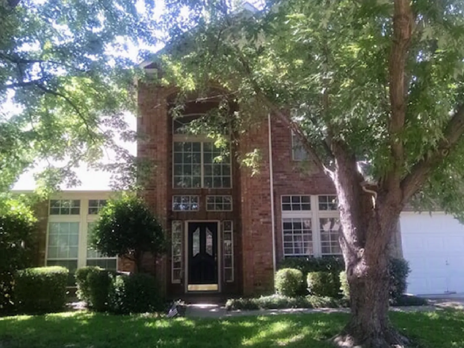 4 bed, 3800 sqft, $5,500 — Photo 2