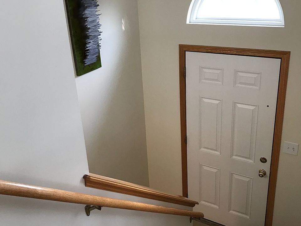 1st image of 921 Lamont Dr