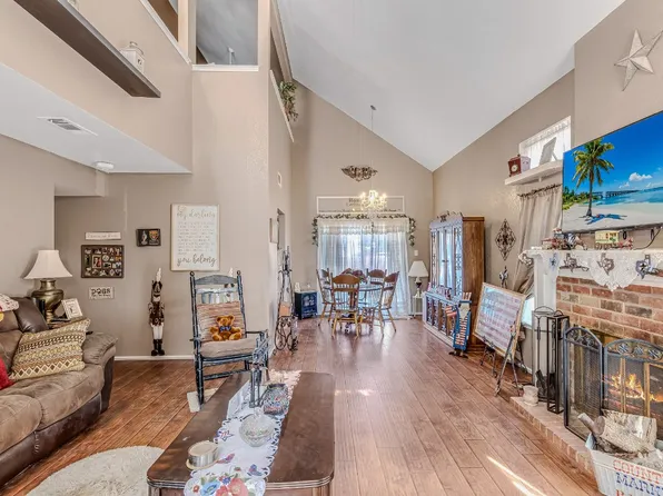 5700 Stone Meadow Ln, Fort Worth, TX 76179