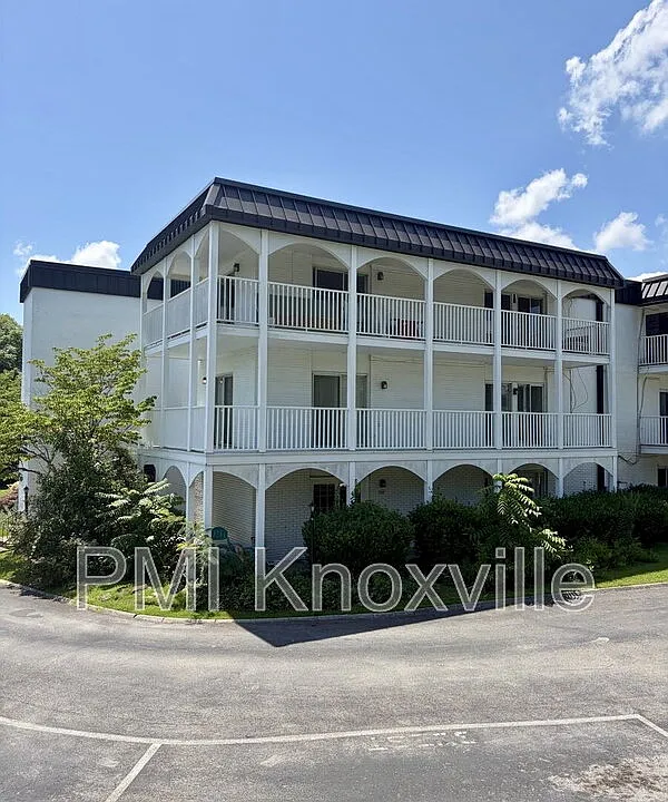 5709 Lyons View Pike #1206
