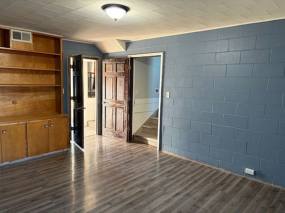 5th image of 605 Brewer St