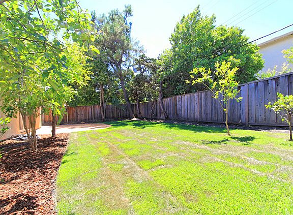 5th image of 818 Coffey Ct