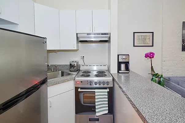 Rented by REAL New York | media 7