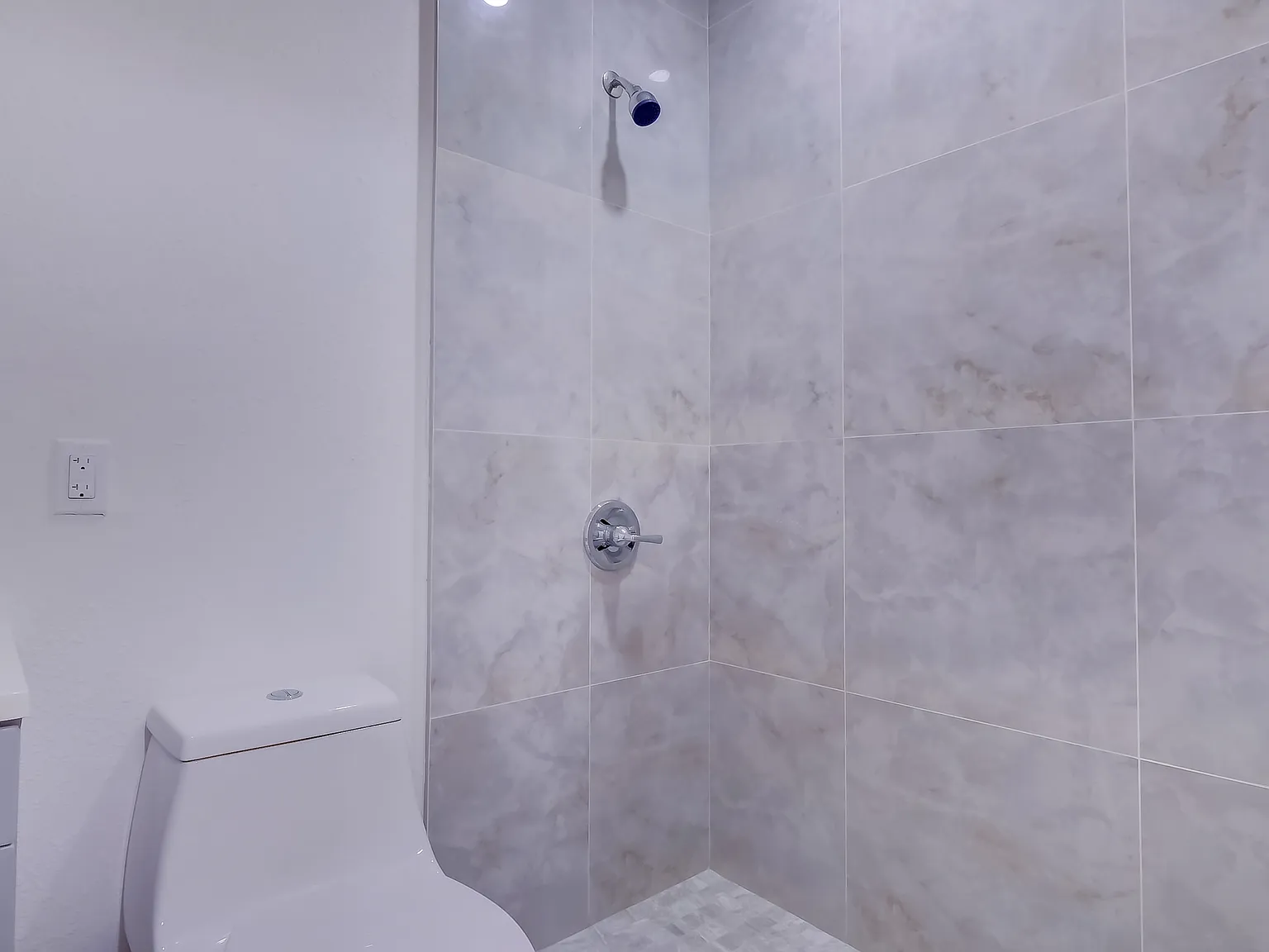 3 bed, 1140 sqft, $3,000 — Photo 3