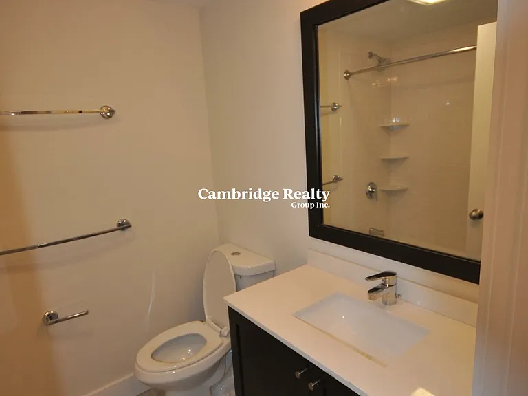 659 Massachusetts Ave #6T — Photo 11