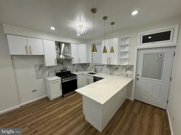 2108 Pierce St, Philadelphia, PA 19145