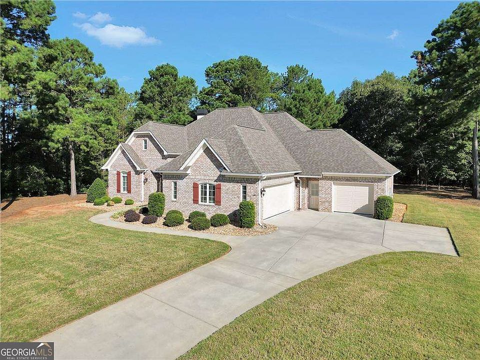 1st image of 105 Freedom Dr
