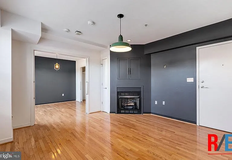 815 King St #4E — Photo 7