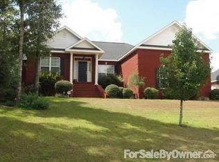 2801 Peachtree Dr, Dothan, AL 36303