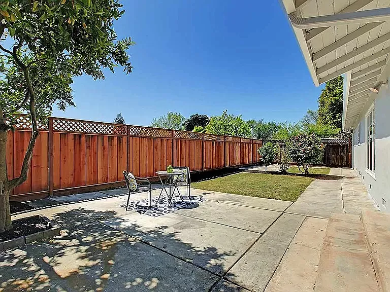816 Green St — Photo 15