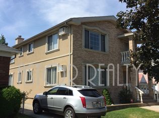 15736 20th Rd, Flushing, NY 11357