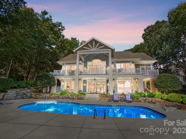 4624 Sierra View Dr, Denver, NC 28037