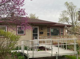 319 W 1st St, Spring Valley, IL 61362