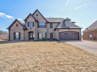 310 Misty Fields Cv, Oakland, TN 38060