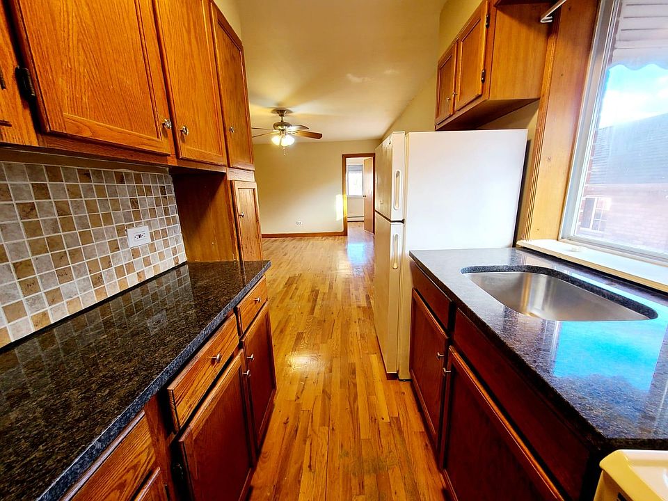 1st image of 1056 E 223rd St Floor 1