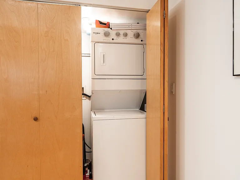 1407 N Wicker Park Ave #1 — Photo 11