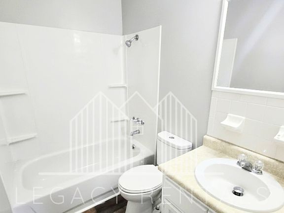 5th image of 181 Miller Dr #3