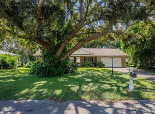 104 Pasco Rd, Winter Haven, FL 33884