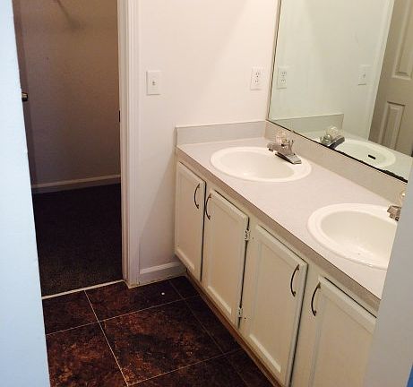 4th image of 7435 Pepper Cir S