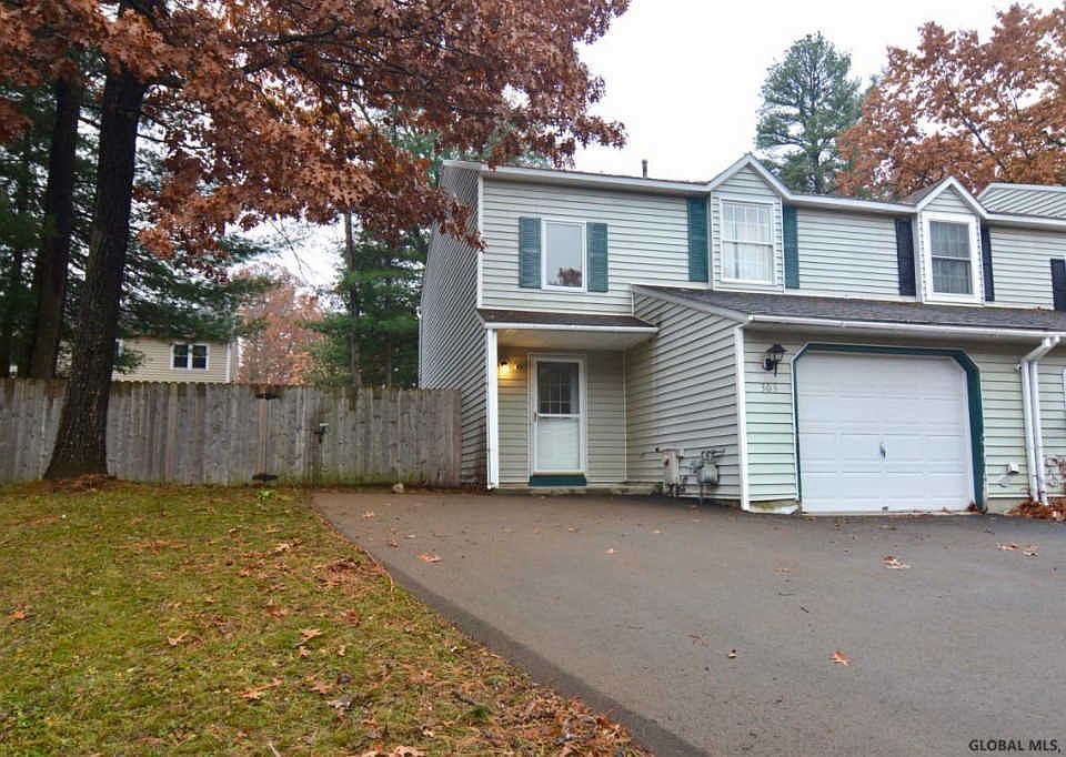1st image of 303 Caribou Ct