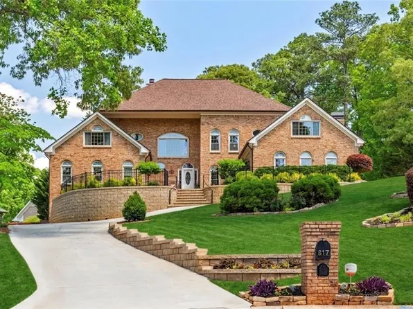 817 Jami Ct, Lawrenceville, GA 30046