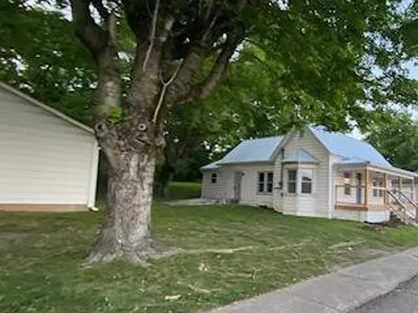 302 Tellico Ave E, Athens, TN 37303