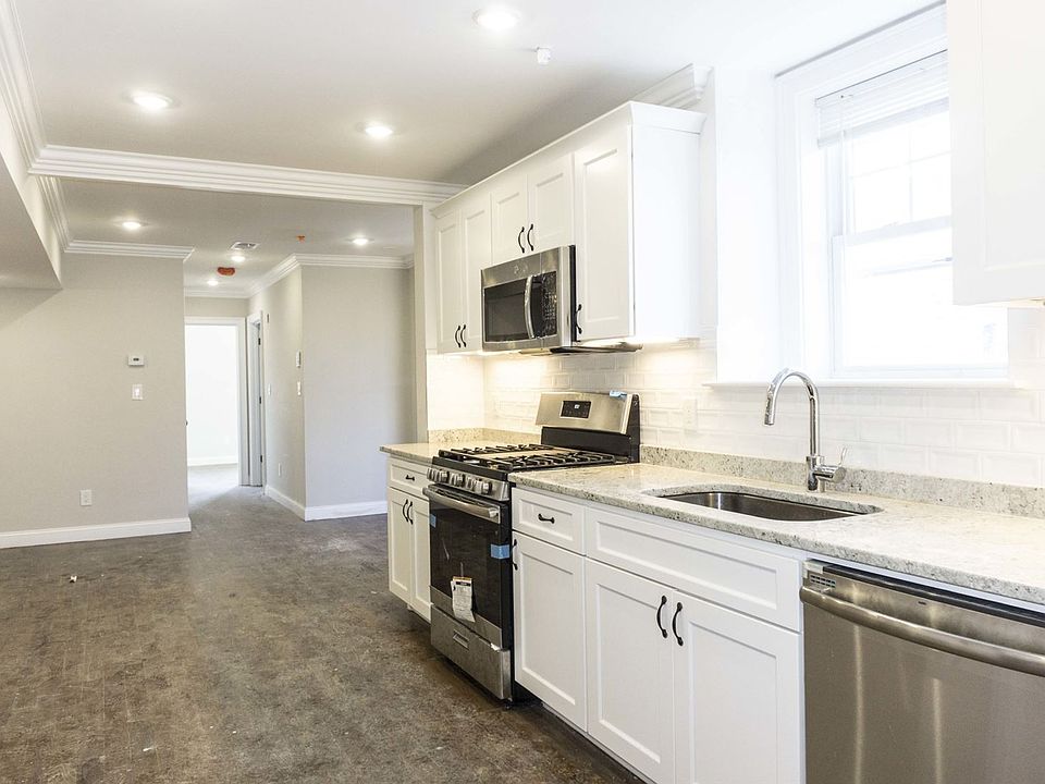 36 Monmouth St. #3 Boston - East Boston Shared Unit Photo 2