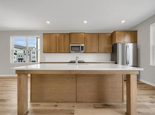 7675 Cruise Way, Inver Grove Heights, MN 55076