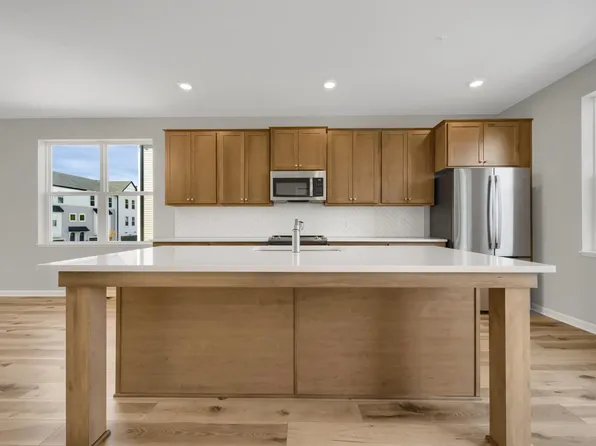 7675 Cruise Way, Inver Grove Heights, MN 55076