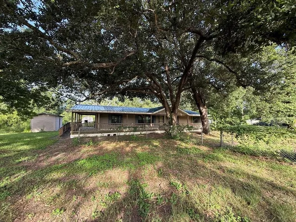 10355 Fm 1004 Rd W, Buna, TX 77612